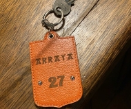 Août 2020 - De nouveaux porte-clés pour l'hôtel Arraya...